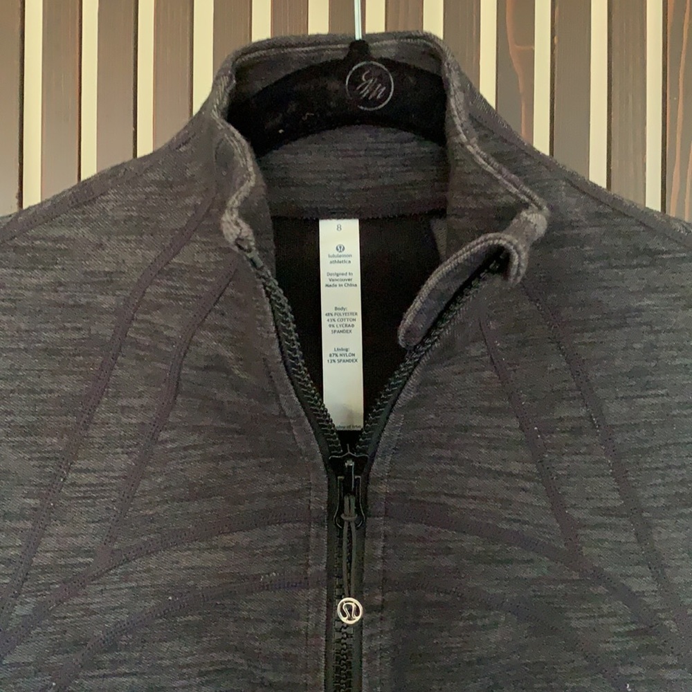 Lululemon Define jacket - Picture 3 of 7